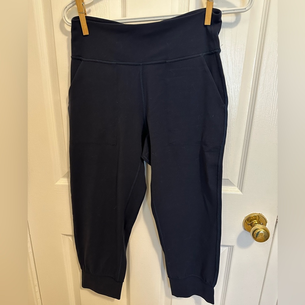 Lululemon Align Jogger Crop, Navy, EUC